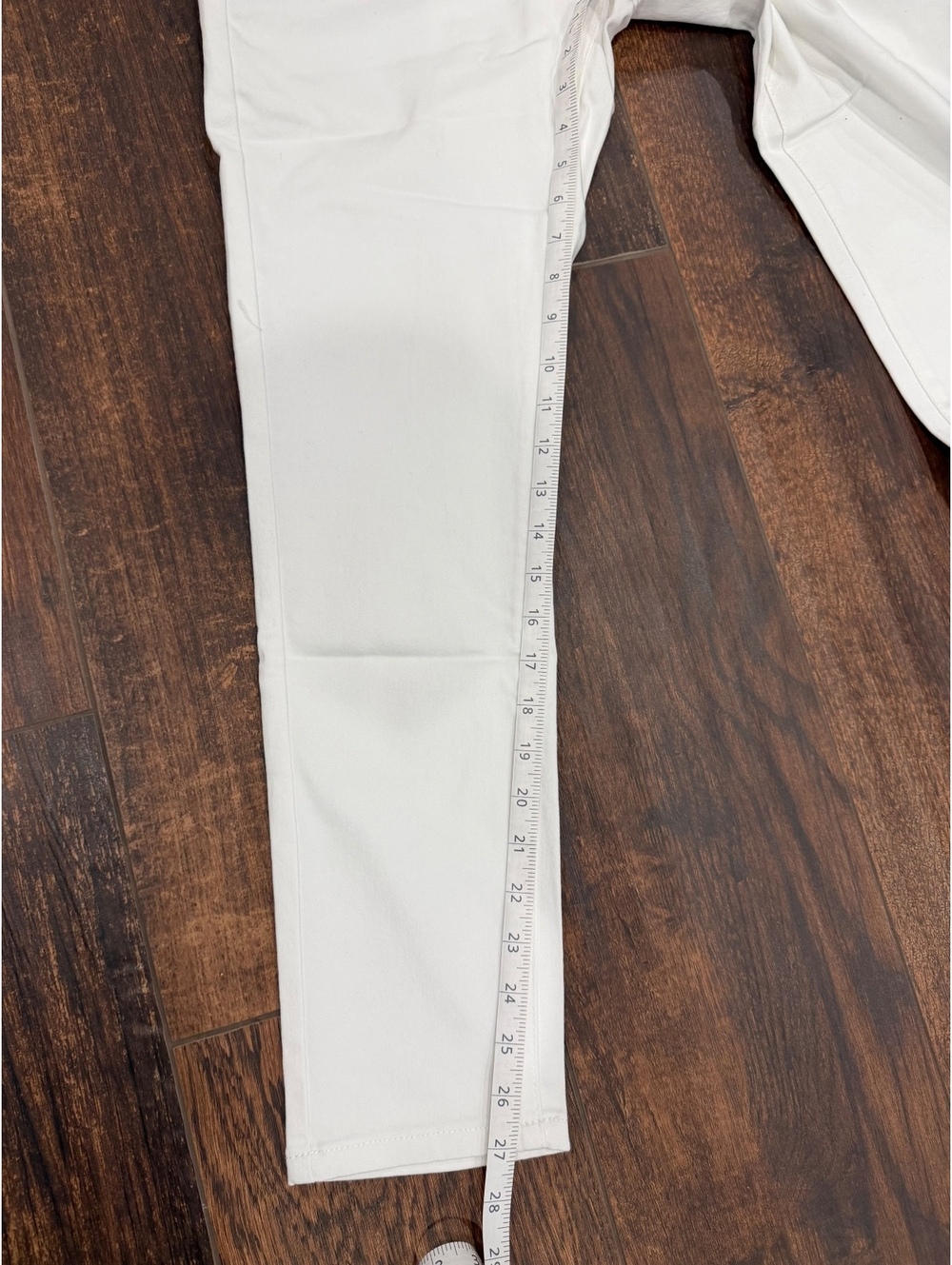 Venus White Skinny Jeans Size US 8 Short - Picture 3 of 7